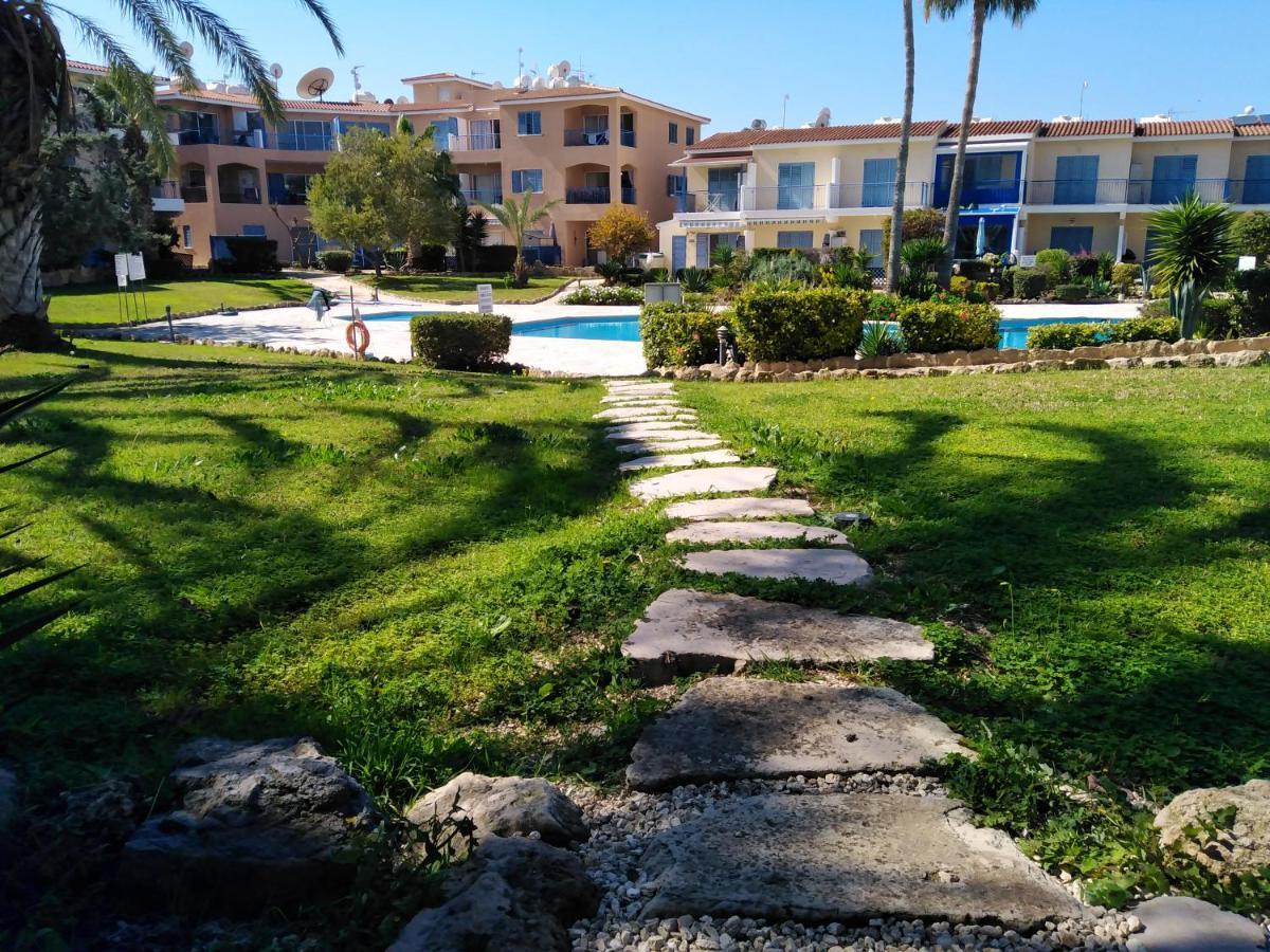 Paradise Gardens II Anastasia Apartment Paphos Kültér fotó